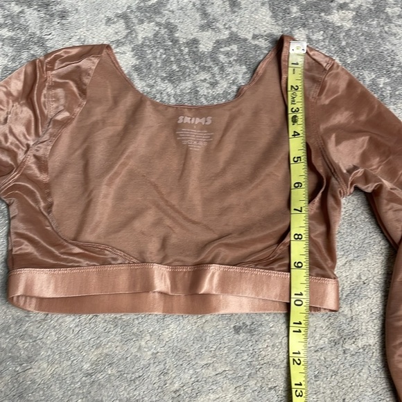 New Skims Barely There Open Bust Arm Shaper Smoothing Sz S - Picture 9 of 10